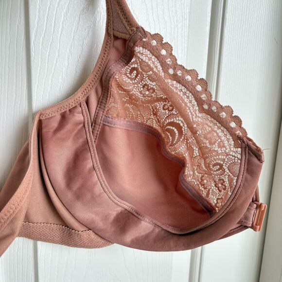 Glamorise Wonderwire Front-Close Underwire Bra in Cappuccino - Picture 5 of 6